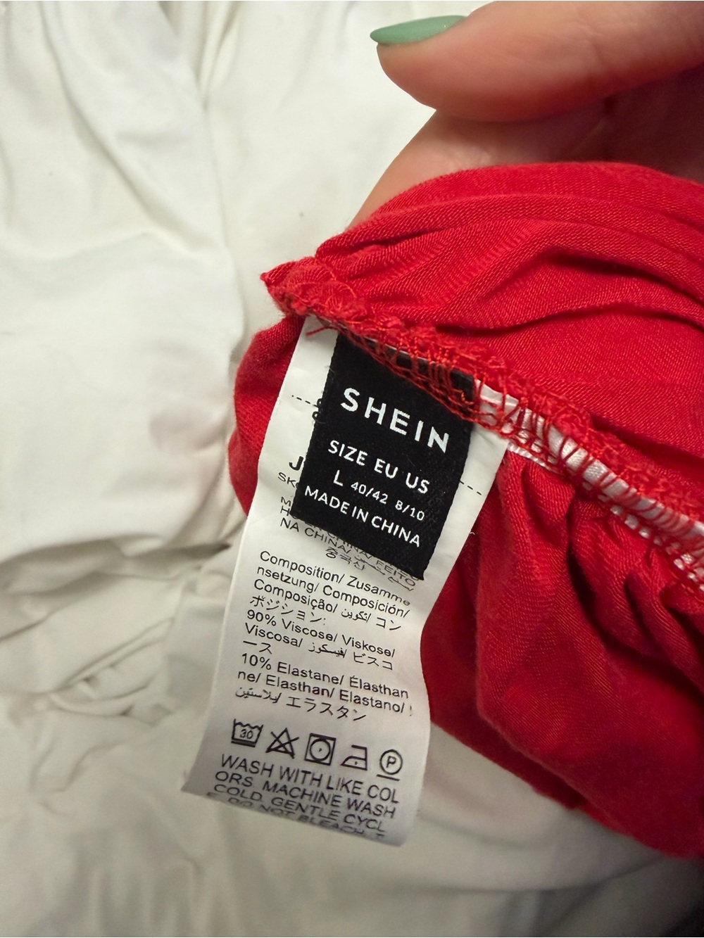 Red Rouched Women’s Top - Picture 3 of 3